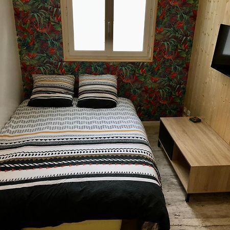 Le Jungle Studio Apartment Rouen Bagian luar foto