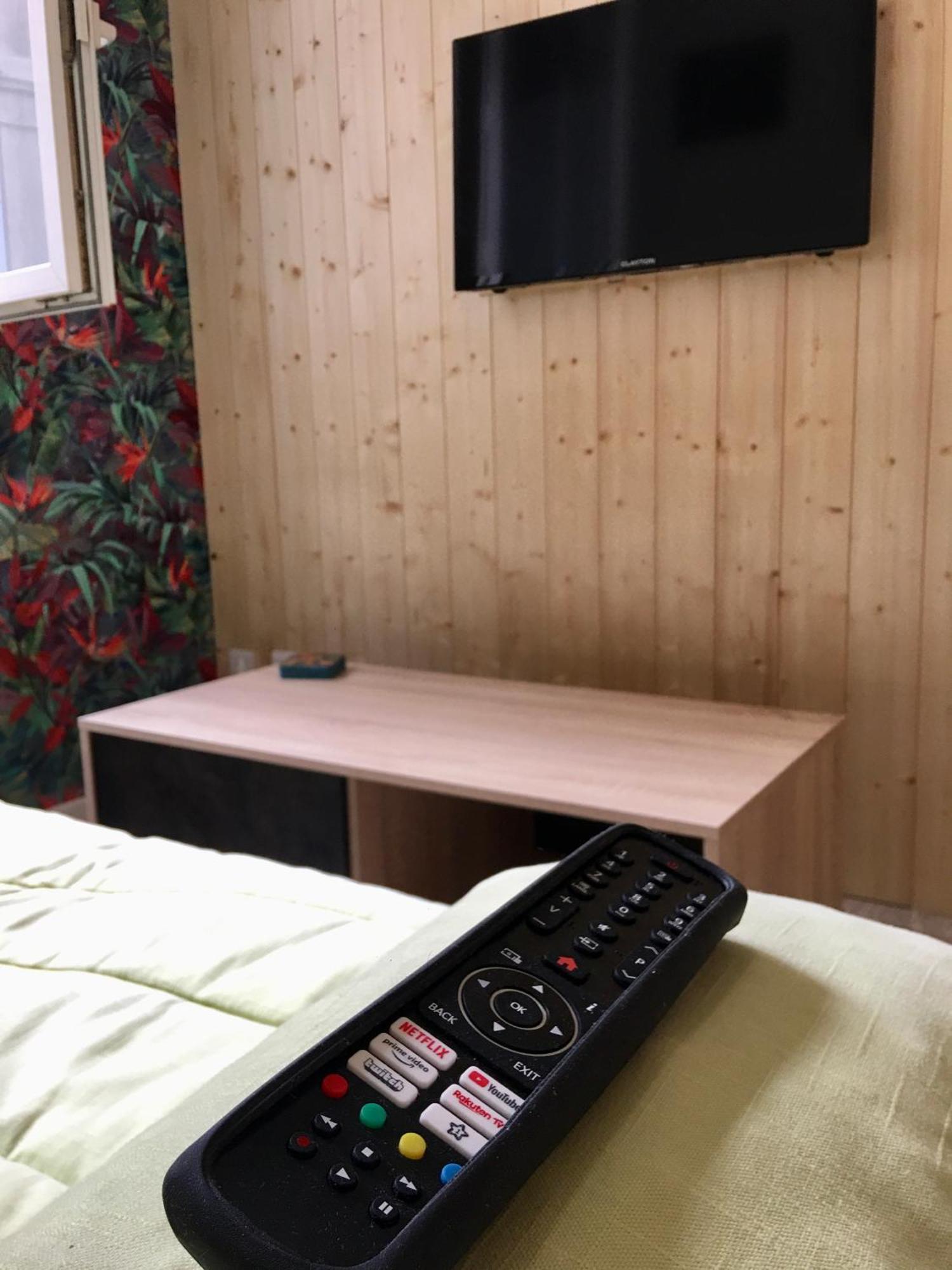 Le Jungle Studio Apartment Rouen Bagian luar foto